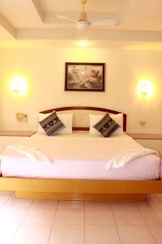 Hotel Sp House Phuket Kata Beach Exterior foto